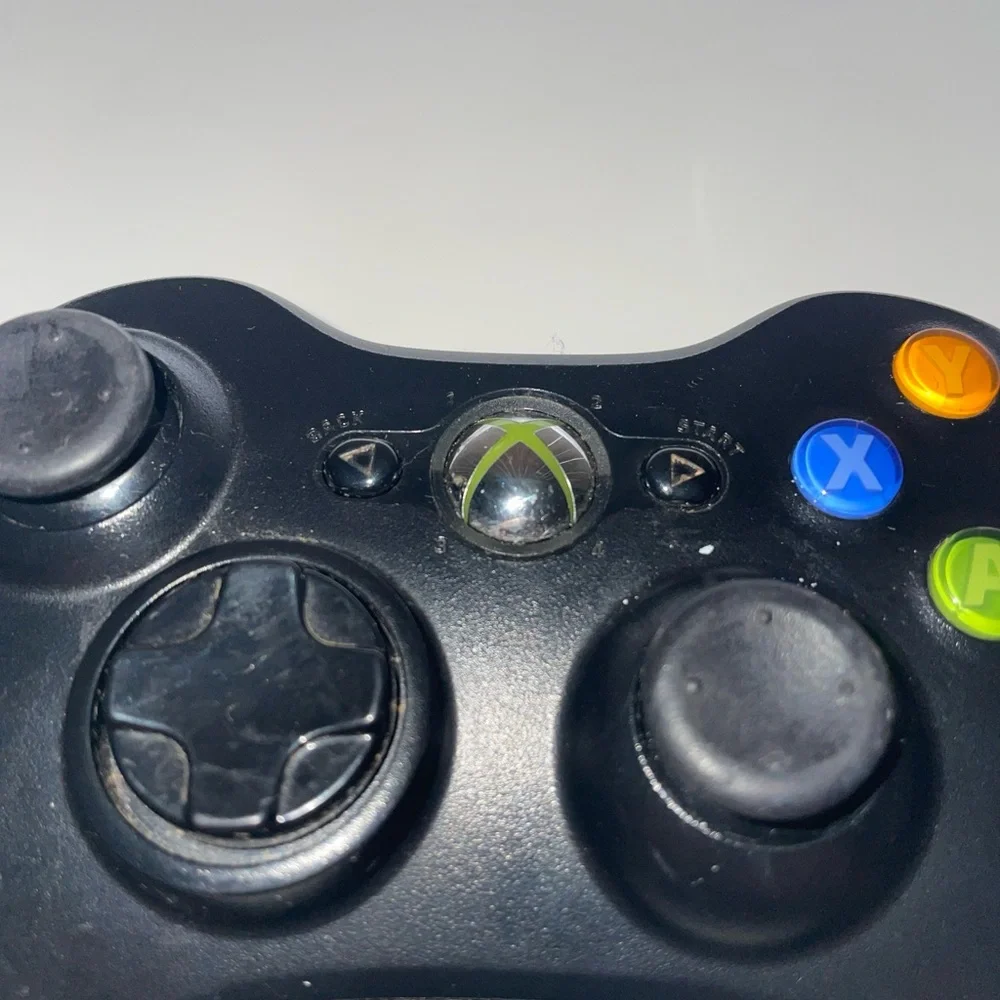 OEM Microsoft Xbox 360 Wireless Controller For Parts or Repair